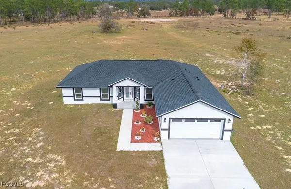 $814,900 | 14461 Southeast 80th Street, Morriston, FL 32668