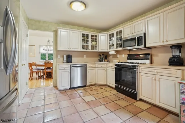 $549,000 | 11 Fowler Drive, West Orange, NJ 07052