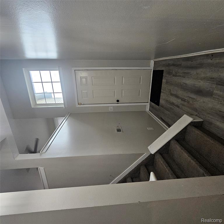 215 Oak Ridge Drive Pontiac, MI 48341 - Photo 27 of 34