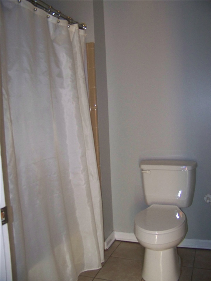 893 Richardson Road Tallahassee, FL 32301 - Photo 7 of 33 Gallery Image 7