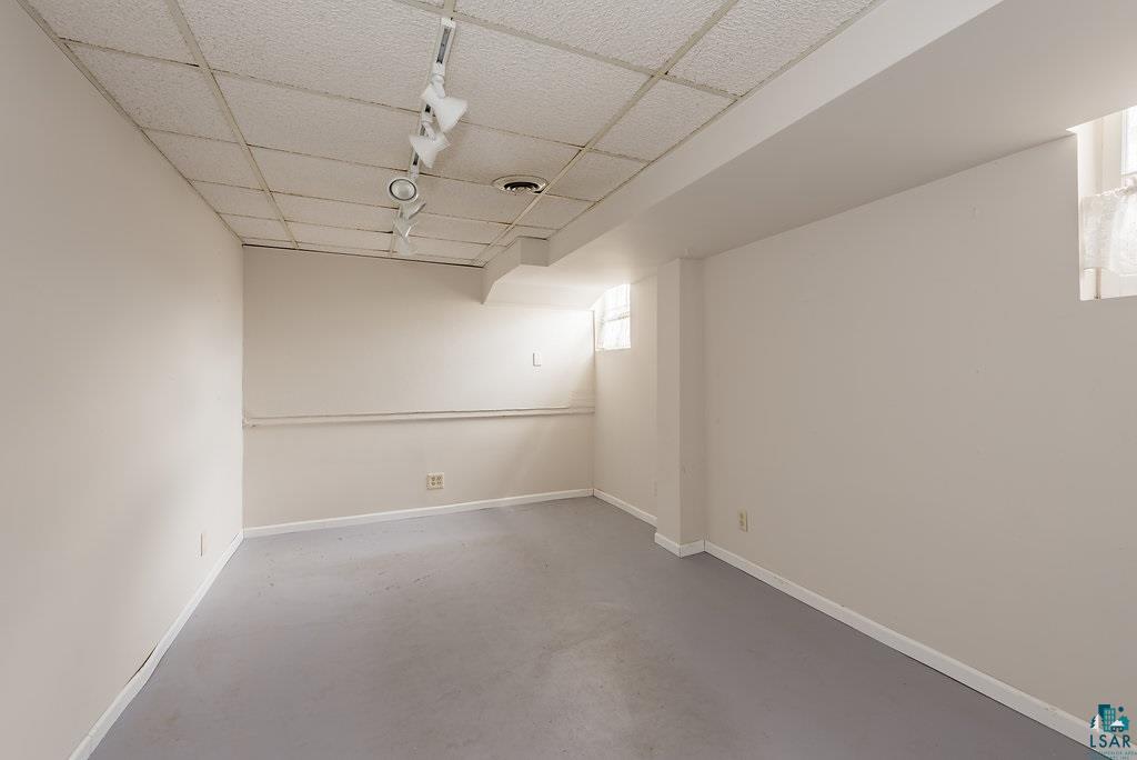 4824 London Road Duluth, MN 55804 - Photo 11 of 24 Gallery Image 11