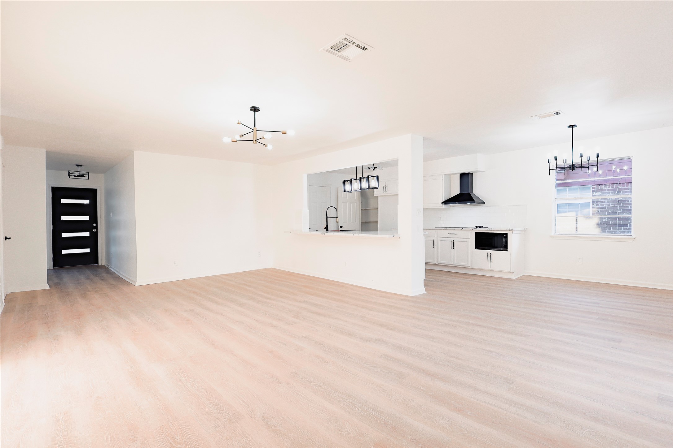 11611 Sagedowne Lane Houston, TX 77089 - Photo 27 of 31