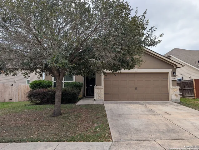 $1,950 | 10418 Brisbane River, Converse, TX 78109