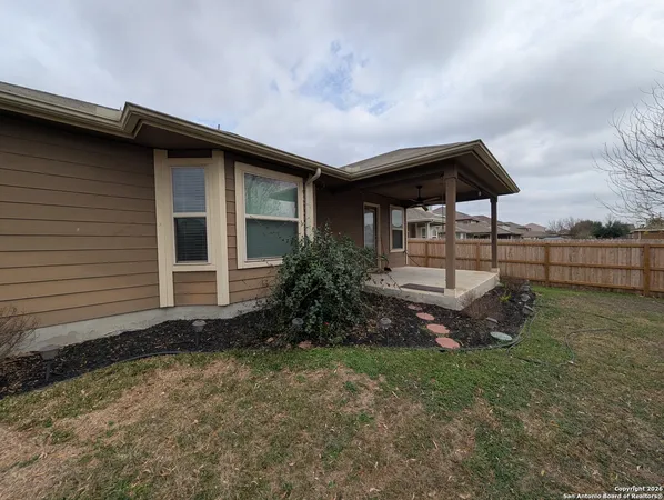 $1,650 | 10418 Brisbane River, Converse, TX 78109