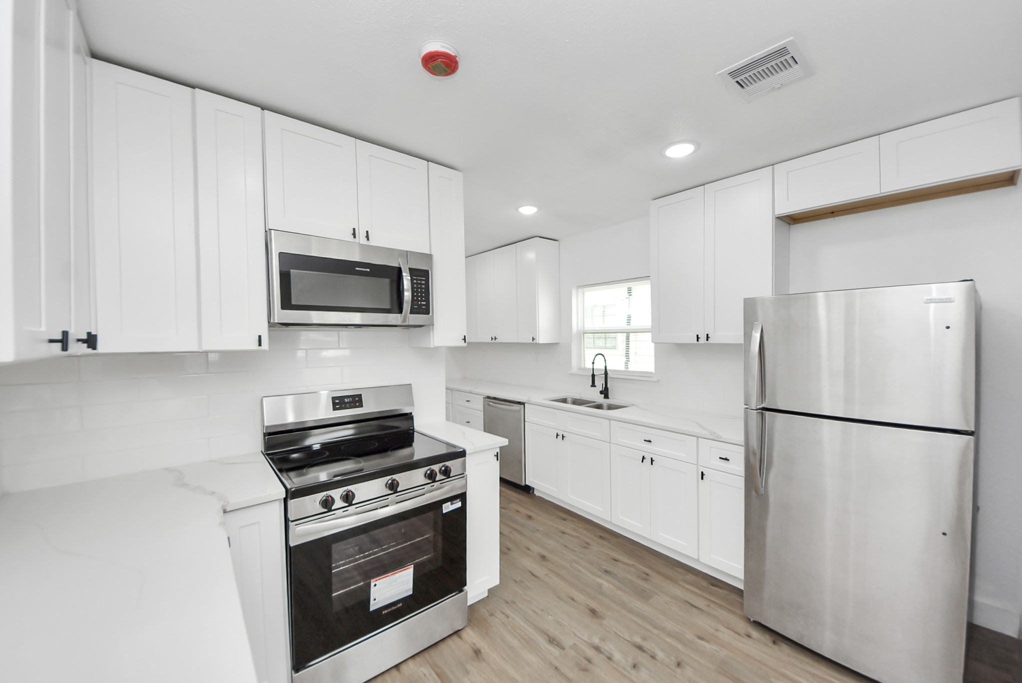 1203 West 6th Street Freeport, TX 77541 - Photo 14 of 50