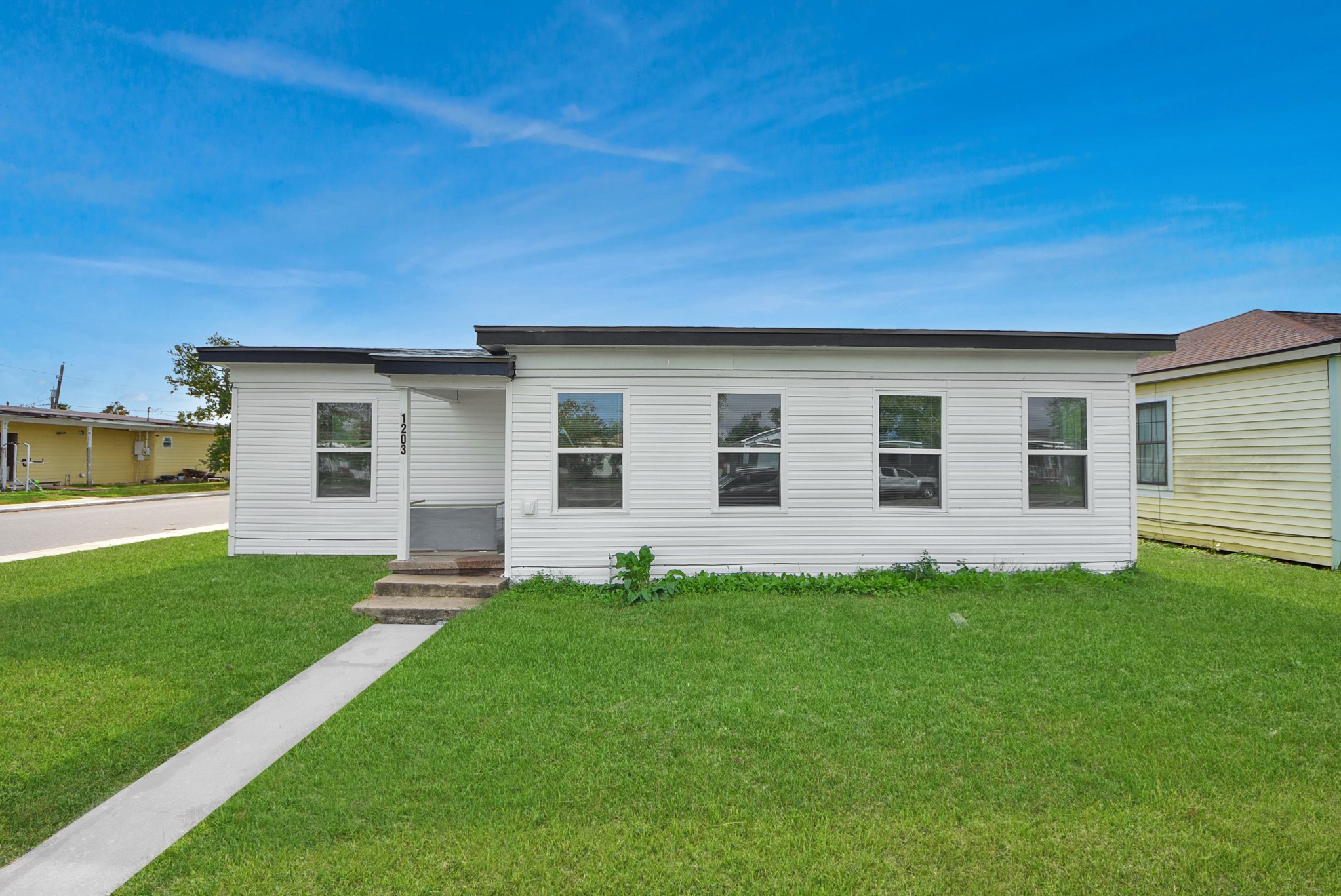 1203 West 6th Street Freeport, TX 77541 - Photo 2 of 50