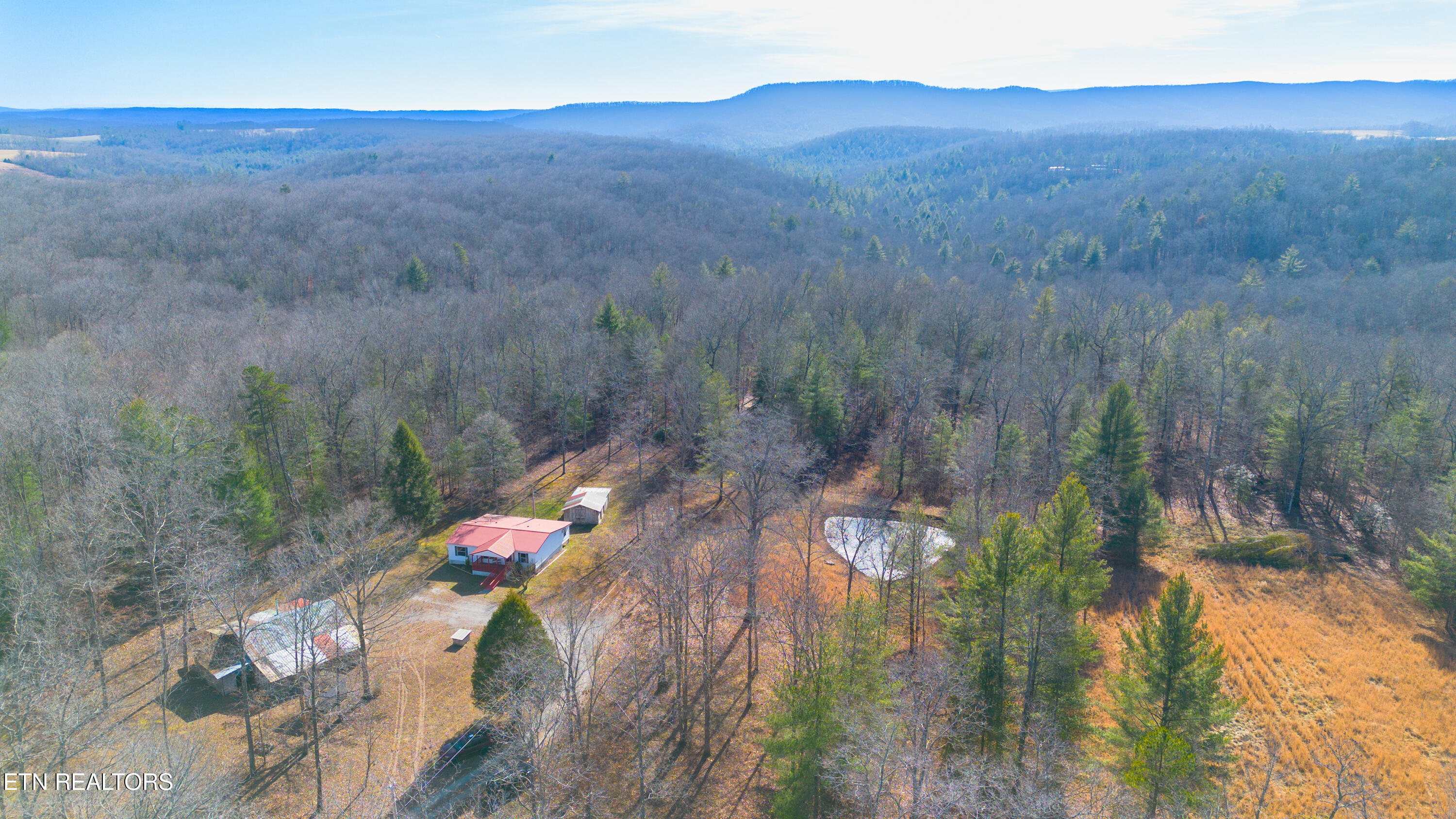 179 Human Drive Lancing, TN 37770 - Photo 7 of 46 179 Human Dr-35