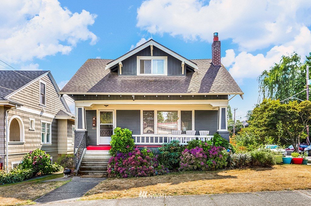1001 North 49th Street Seattle, WA 98103 - Photo 2 of 25