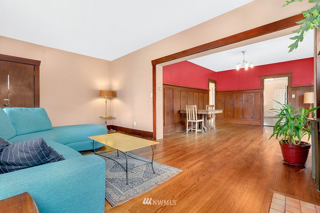 1001 North 49th Street Seattle, WA 98103 - Photo 5 of 25