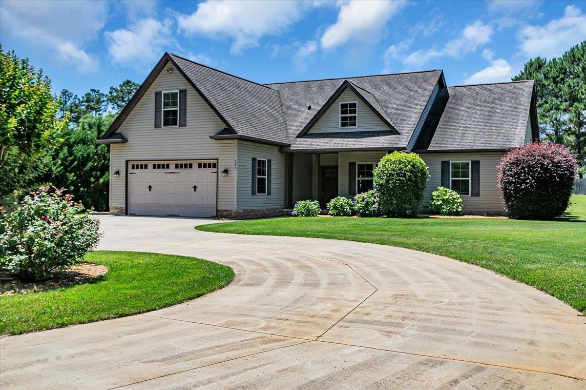 349 Silver Lake Road Duncan, SC 29334 - Photo 3 of 44 Gallery Image 3