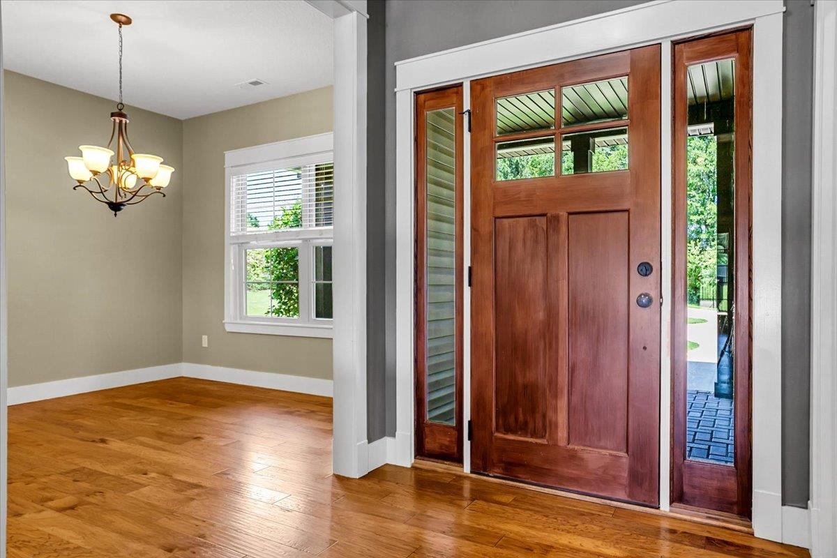 349 Silver Lake Road Duncan, SC 29334 - Photo 5 of 44 Gallery Image 5