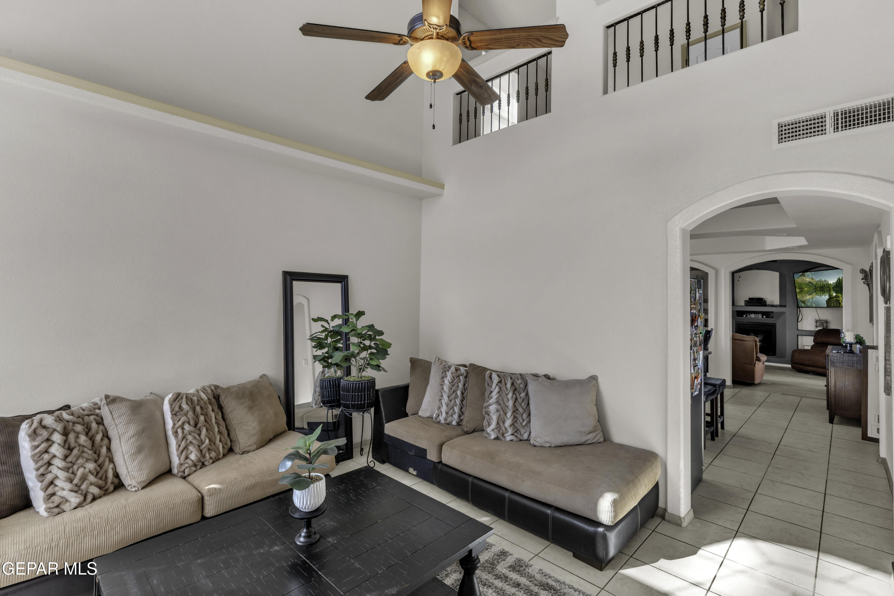 14401 Delta Point Court El Paso, TX 79938 - Photo 3 of 49 a living room with furniture