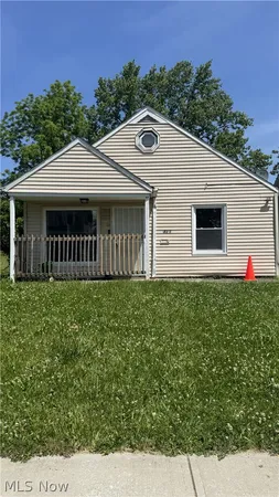 $1,300 | 11825 Avon Avenue, Cleveland, OH 44105