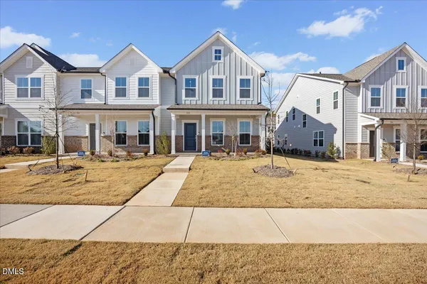 a picture of a bathroom with mirror