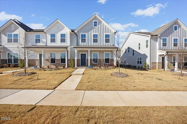 a picture of a bathroom with mirror
