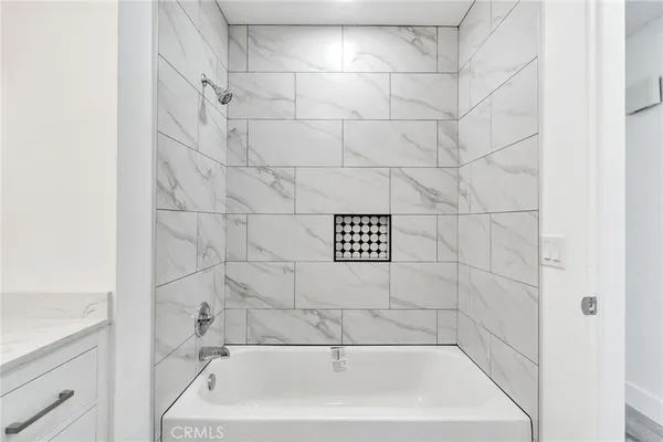 $399,900 | 2808 Riverview Drive, Madera, CA 93637