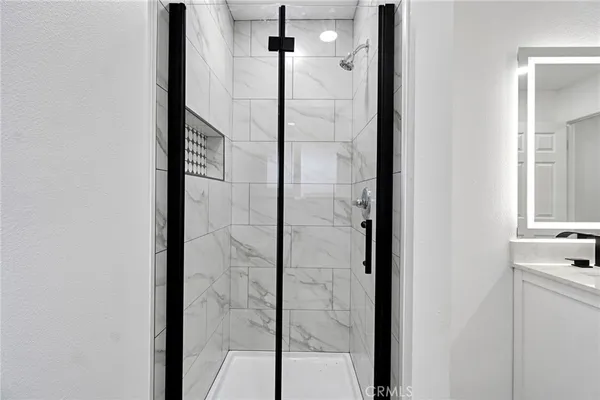 $399,900 | 2808 Riverview Drive, Madera, CA 93637