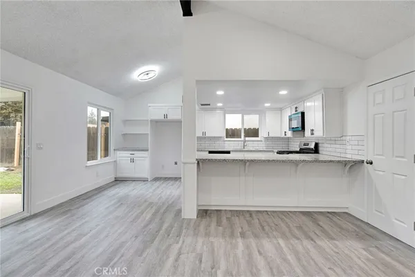 $399,900 | 2808 Riverview Drive, Madera, CA 93637