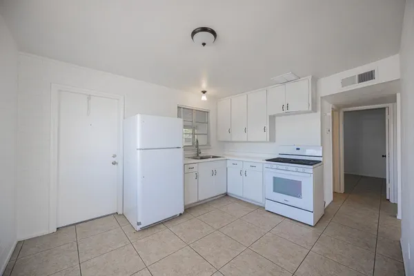 $1,295 | 422 South Wilbur, Unit A, Mesa, AZ 85210