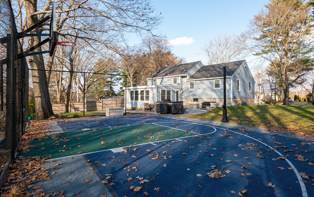 11 Temple Road Lynnfield, MA 01940 - Photo 34 of 41 Gallery Image 34