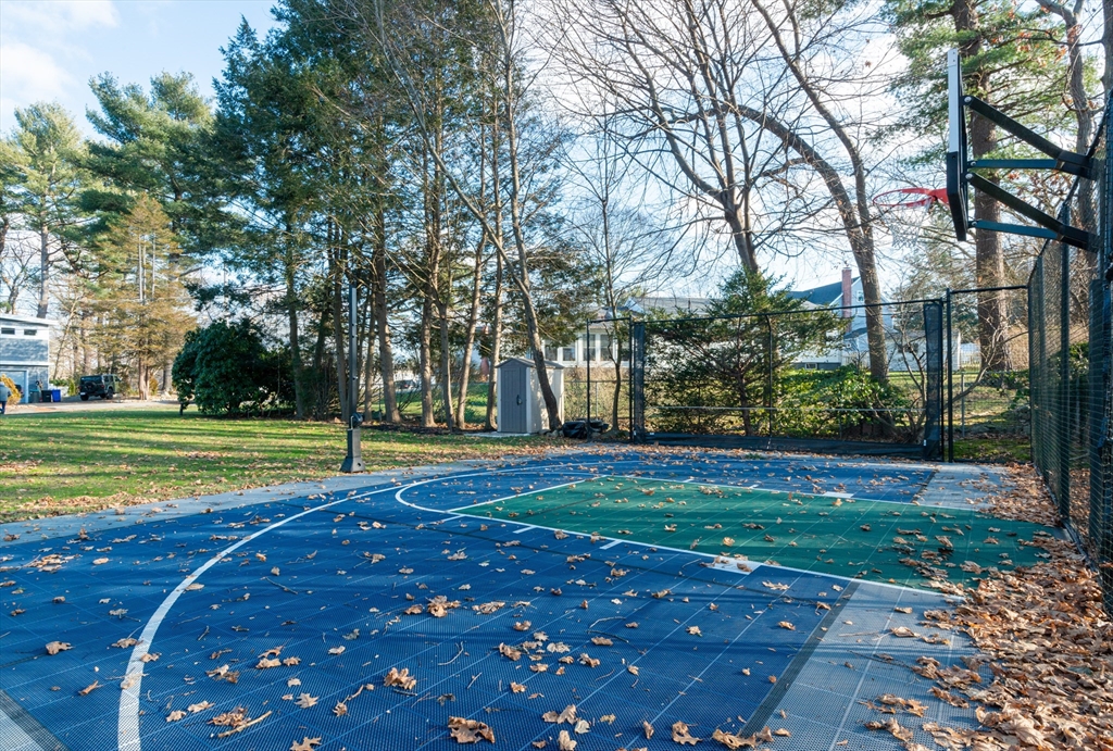 11 Temple Road Lynnfield, MA 01940 - Photo 35 of 41 Gallery Image 35