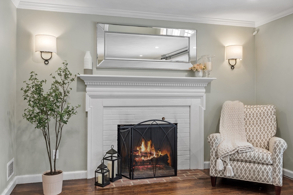11 Temple Road Lynnfield, MA 01940 - Photo 6 of 41 Gallery Image 6