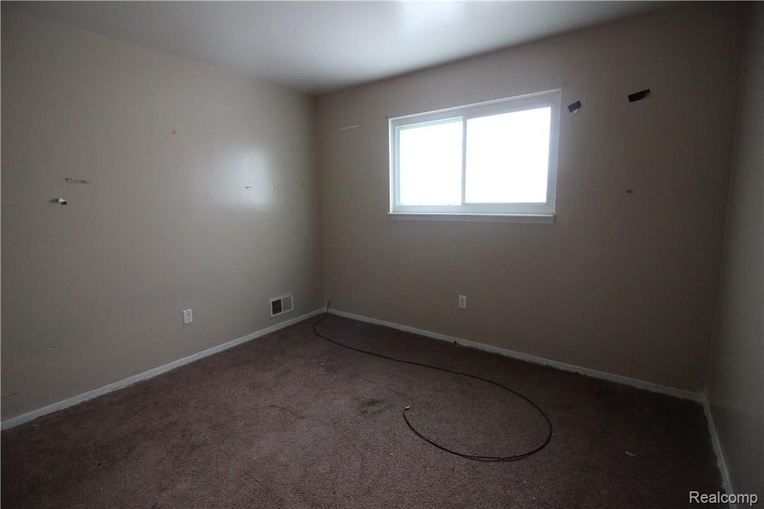 15096 Beech Daly Road Taylor, MI 48180 - Photo 11 of 17 IMG_6830.JPG