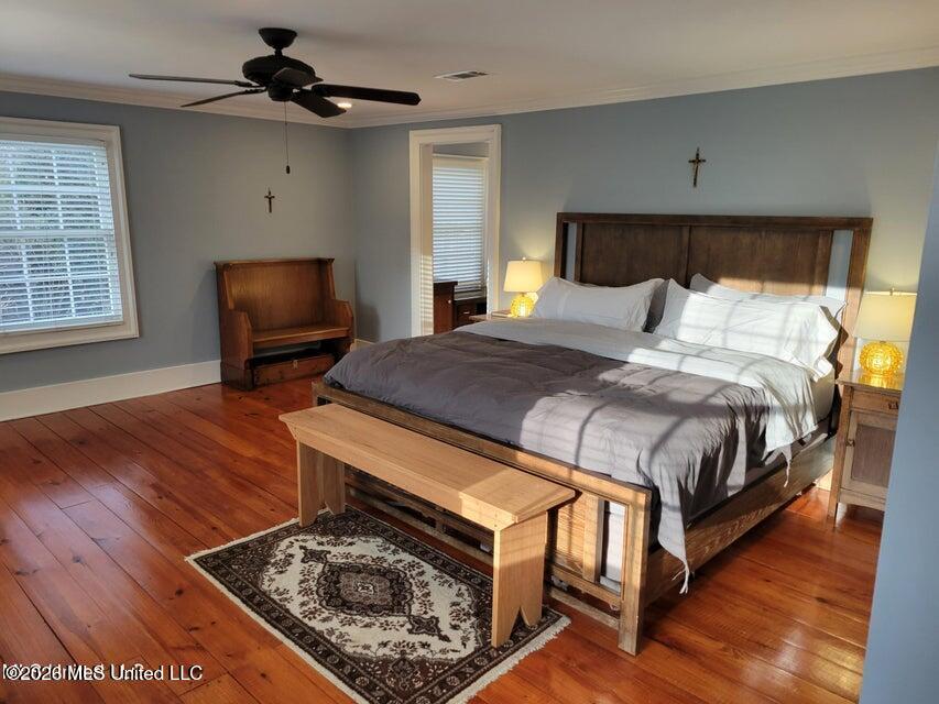 708 Orleans Street Natchez, MS 39120 - Photo 14 of 37 20250114121132238988000000-o.jpg 708 14