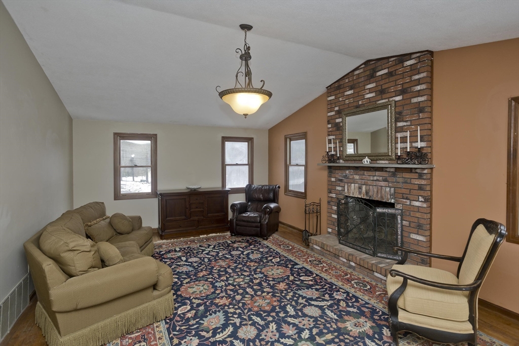 740 Main Road Granville, MA 01034 - Photo 10 of 28 Gallery Image 10