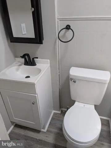 $1,750 | 1261 Chase, Camden, NJ 08104