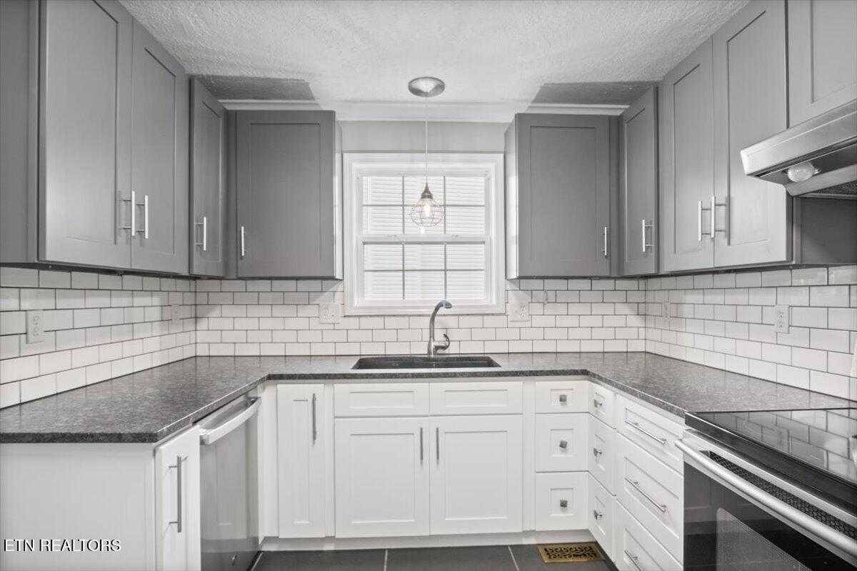 348 Ridge Road Caryville, TN 37714 - Photo 11 of 45 30-Ridge Rd