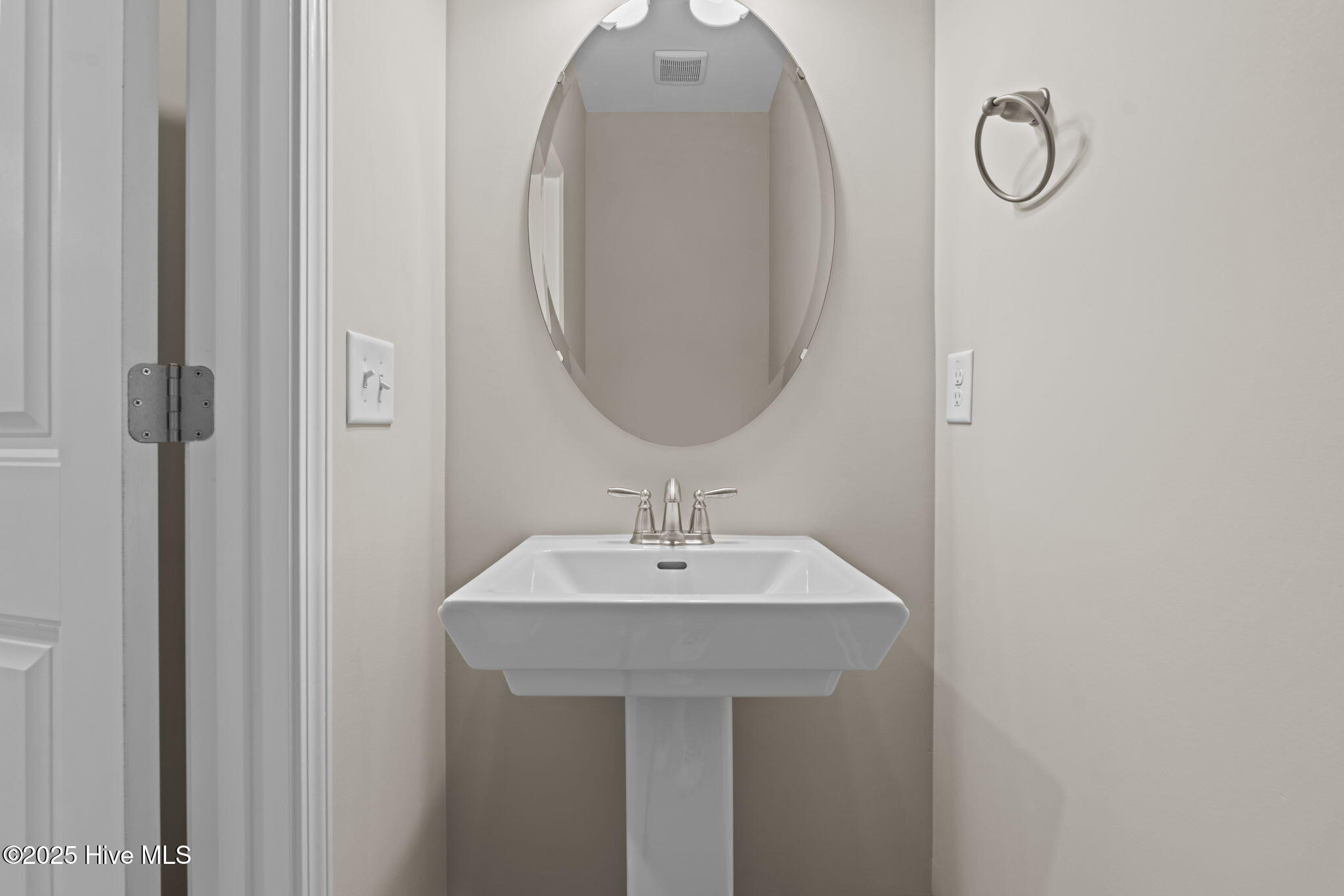 274 Rough Ridge Trail, Unit 33 Aberdeen, NC 28315 - Photo 11 of 51 9-web-or-mls-DSC08061