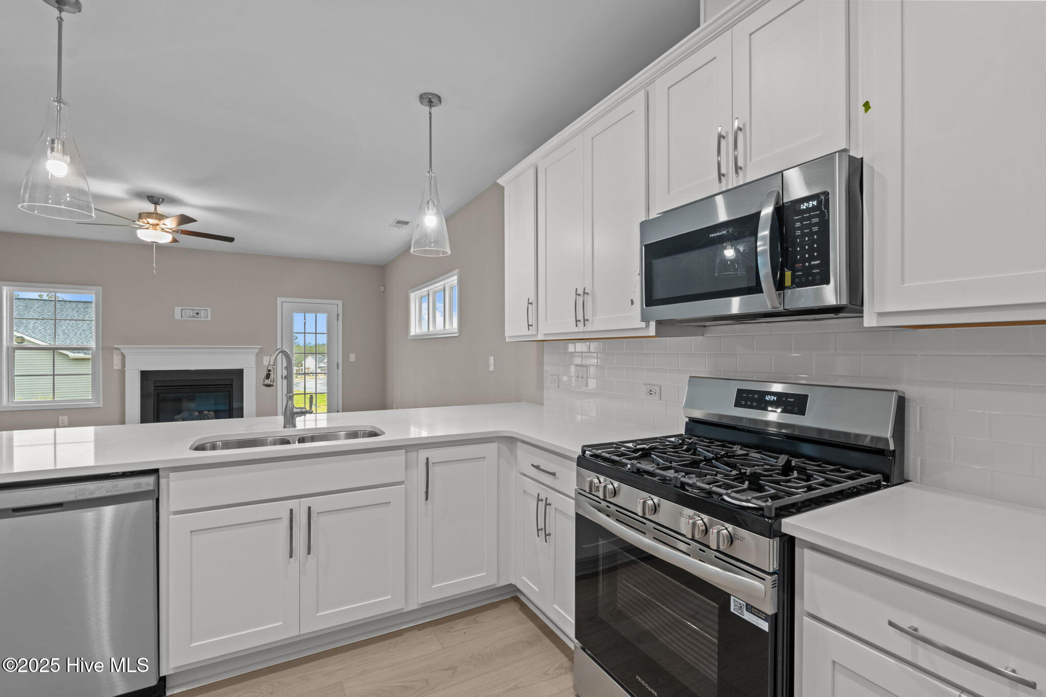 274 Rough Ridge Trail, Unit 33 Aberdeen, NC 28315 - Photo 15 of 51 13-web-or-mls-DSC08079