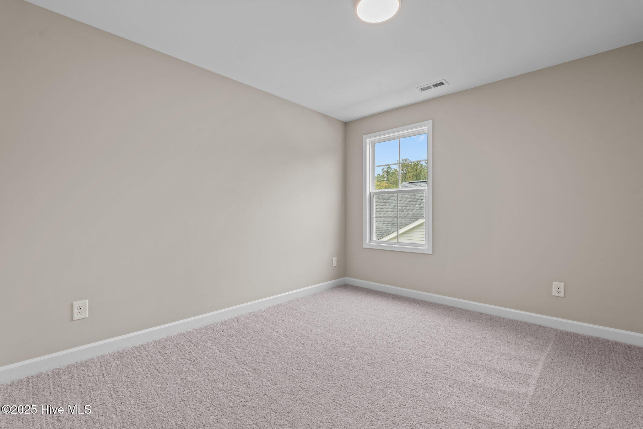 274 Rough Ridge Trail, Unit 33 Aberdeen, NC 28315 - Photo 30 of 51 28-web-or-mls-DSC08136