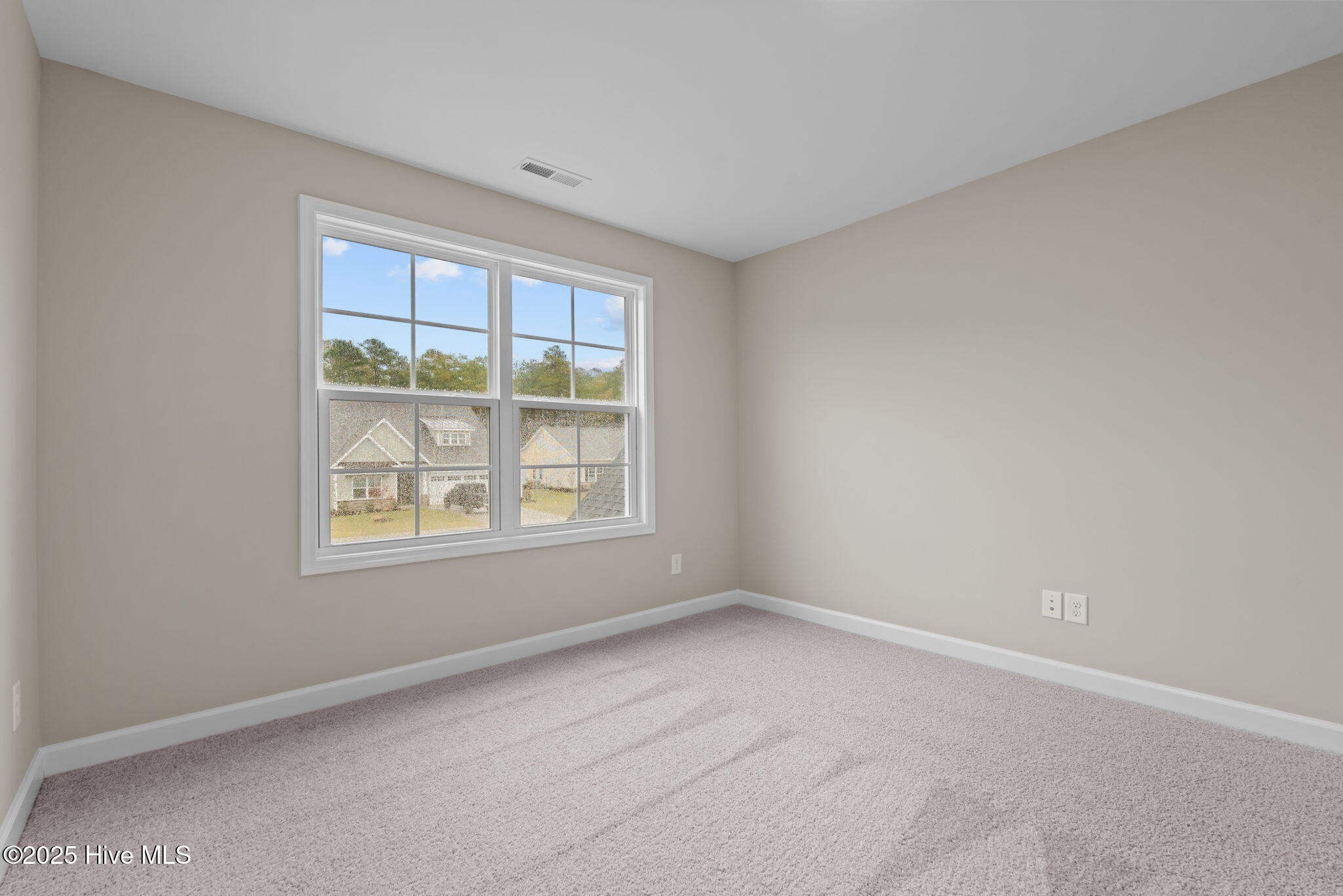 274 Rough Ridge Trail, Unit 33 Aberdeen, NC 28315 - Photo 36 of 51 34-web-or-mls-DSC08160