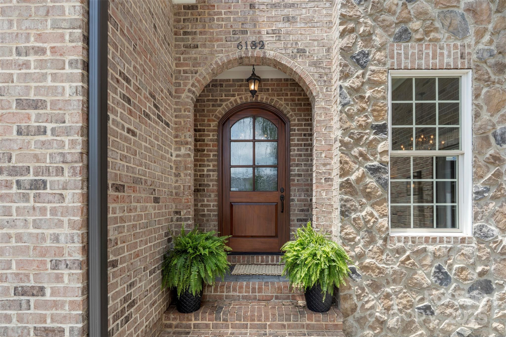 6132 Sharon Road Charlotte, NC 28210 - Photo 5 of 45 Gallery Image 5