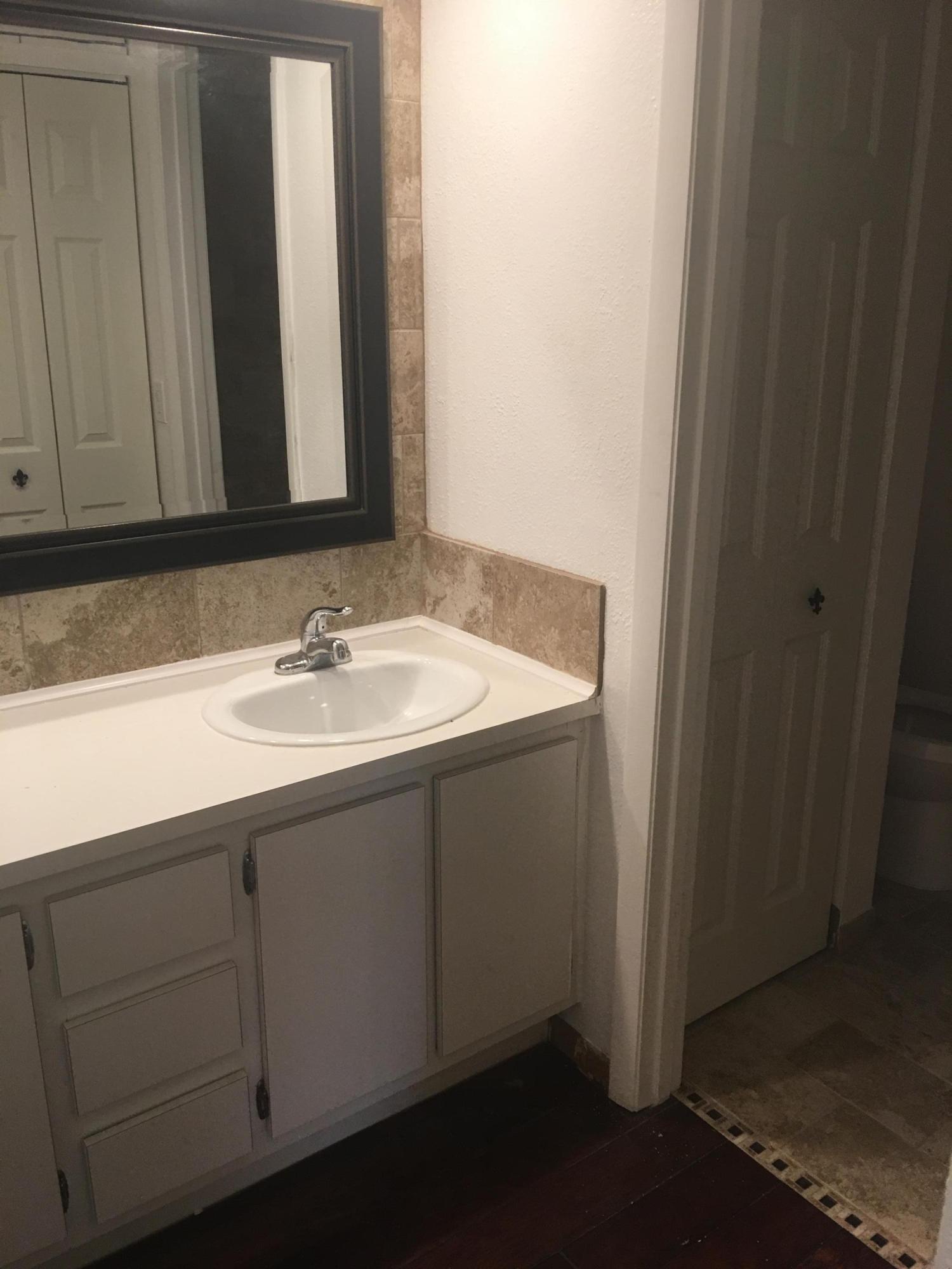 271 Arabian Road Palm Springs, FL 33461 - Photo 5 of 8 Photo Sep 14, 10 28 52 AM