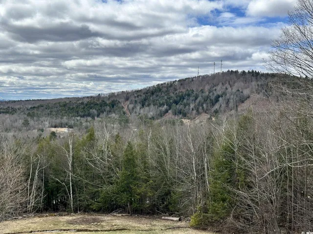 $298,900 | 1040 Canaan Road, Skowhegan, ME 04976