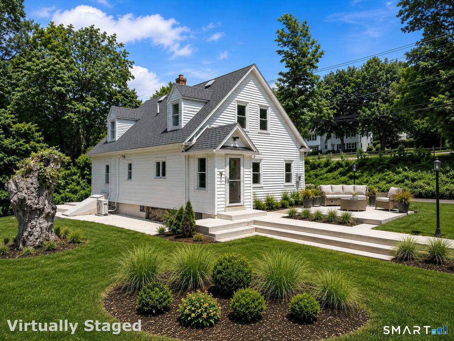 52 Walnut Hill Road East Lyme, CT 06333 - Photo 3 of 34