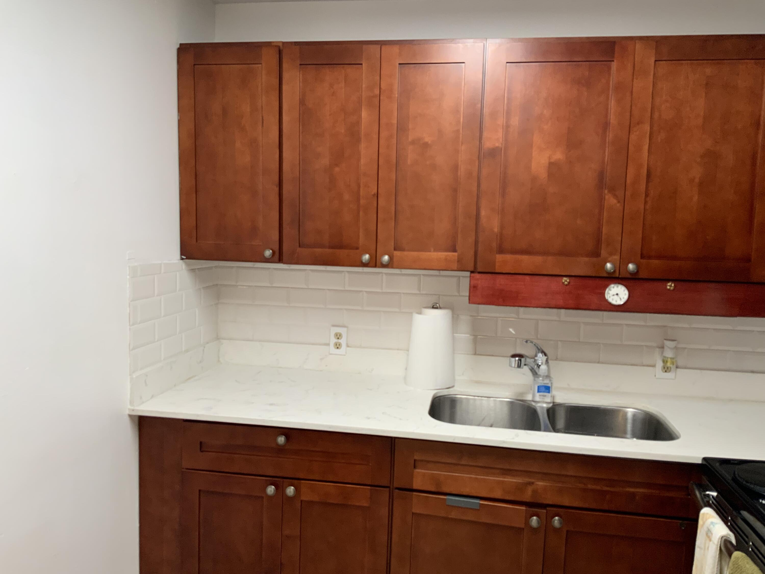 223 Fanshaw F Boca Raton, FL 33434 - Photo 8 of 27 IMG_2205