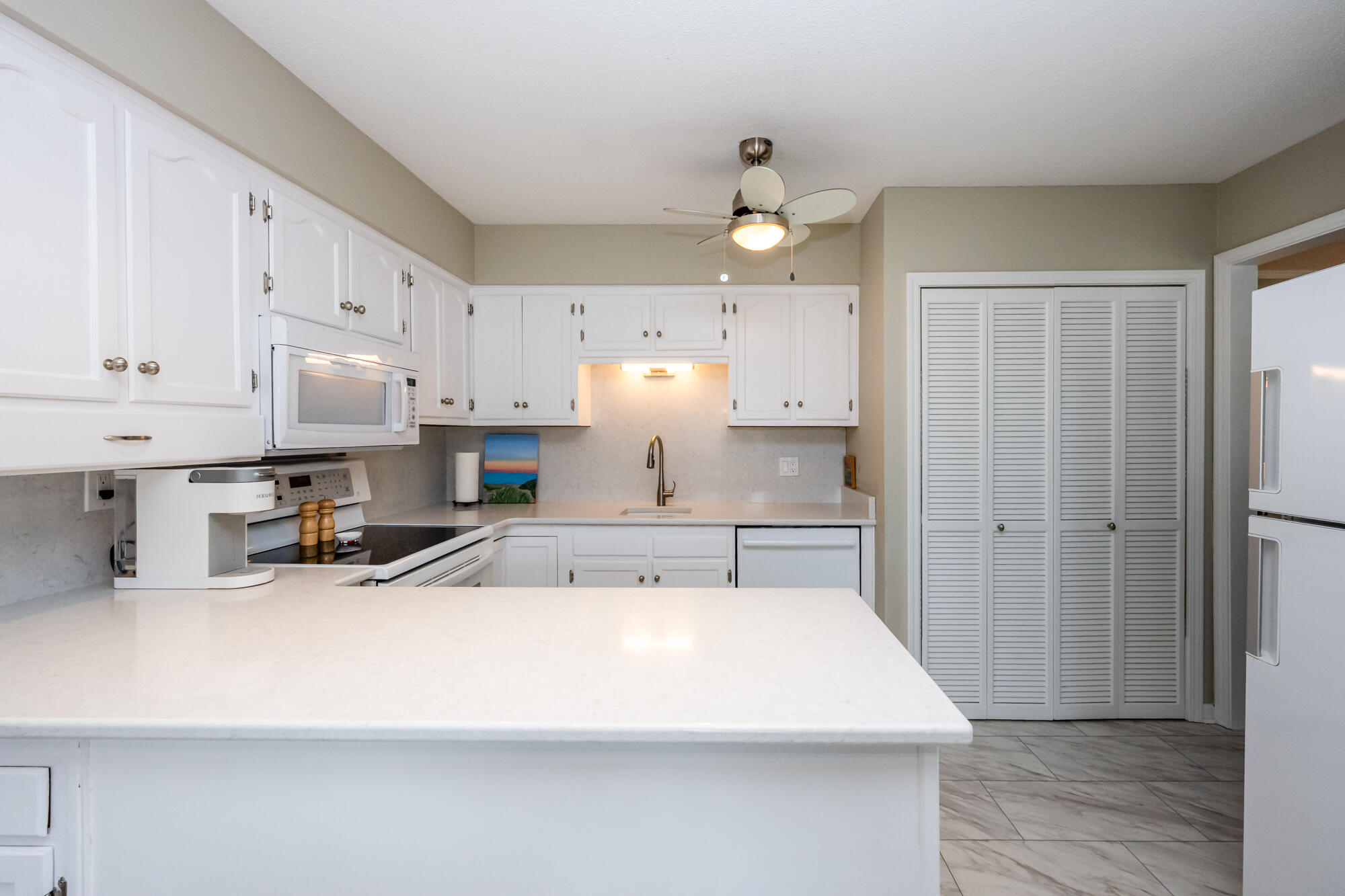 4150 Ridge Road, Unit 4 Stevensville, MI 49127 - Photo 12 of 41 Surfside-129