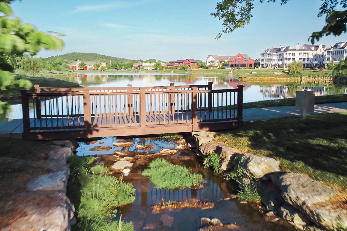 960 Cheltenham Avenue Franklin, TN 37064 - Photo 52 of 62 a view of a balcony with lake view