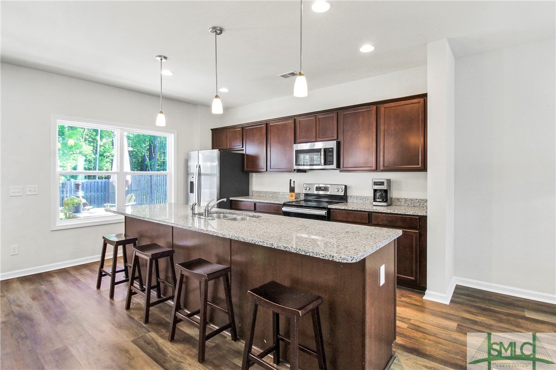 116 Riverwood Road Pooler, GA 31322 - Photo 4 of 42 Kitchen
