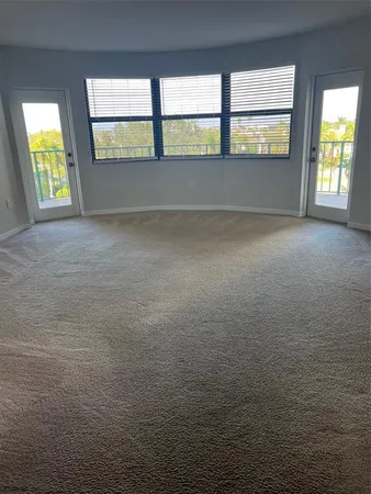 $3,500 | 670 Island Way, Unit 400, Clearwater, FL 33767