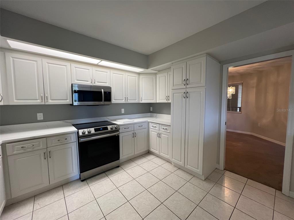 670 Island Way, Unit 400 Clearwater, FL 33767 - Photo 23 of 70