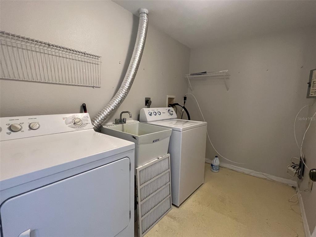 670 Island Way, Unit 400 Clearwater, FL 33767 - Photo 31 of 70