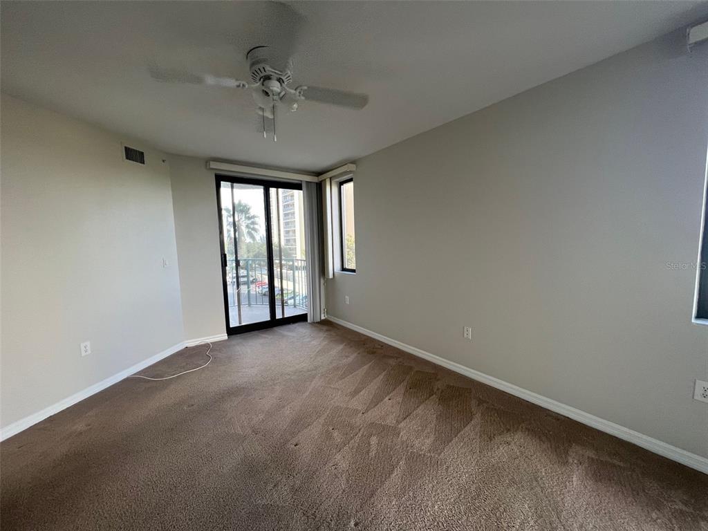 670 Island Way, Unit 400 Clearwater, FL 33767 - Photo 39 of 70