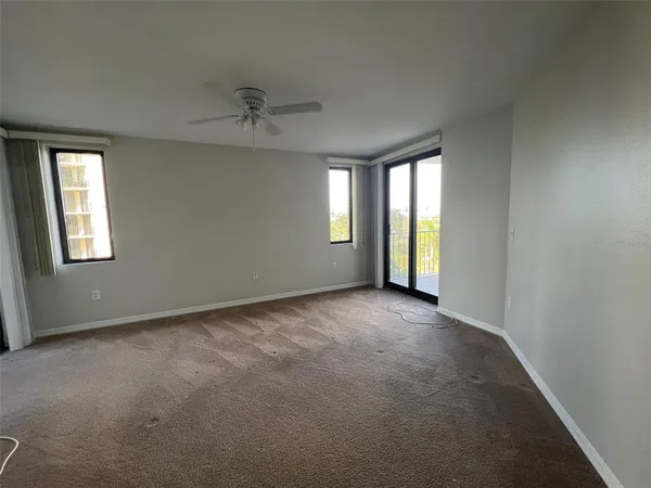 $3,500 | 670 Island Way, Unit 400, Clearwater, FL 33767