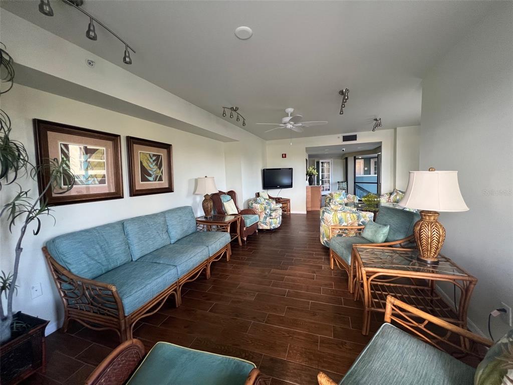 670 Island Way, Unit 400 Clearwater, FL 33767 - Photo 67 of 70