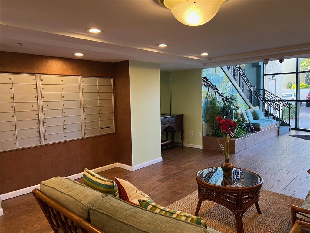 670 Island Way, Unit 400 Clearwater, FL 33767 - Photo 8 of 70